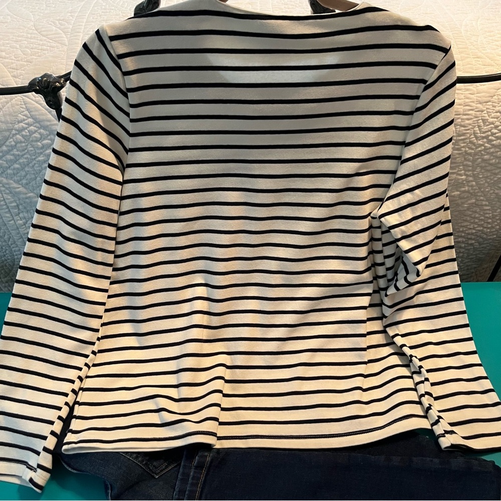NWOT TUCKERNUCK POMANDER PLACE Navy Stripe Bowman Long Sleeve Shirt. Large - Picture 5 of 10